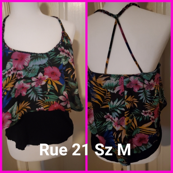 10 Tops - Picture 2 of 10